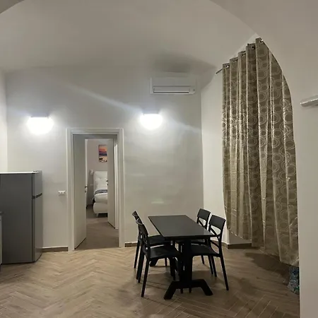 Munsi Vatican House *