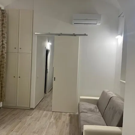 Munsi Vatican House Rom