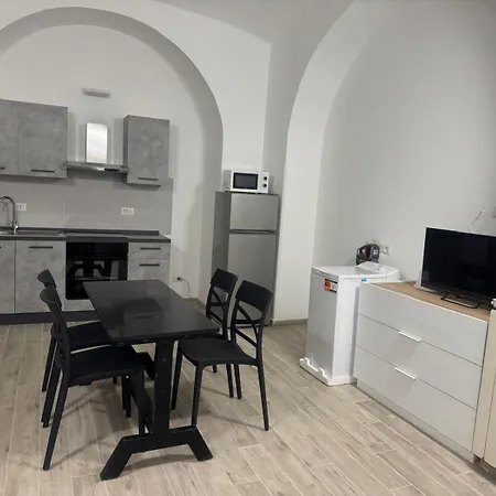 Munsi Vatican House *